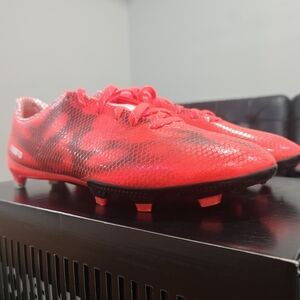 F10 Soccer cleat
